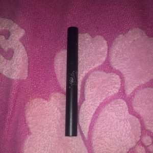 Mini KVD Liquid Liner